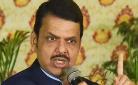 महाराष्ट्र निकाय चुनाव: मुख्यमंत्री फडणवीस की चेतावनी के बाद अकोट में भाजपा–एमआईएम गठबंधन टूटा, विधायक को कारण बताओ नोटिस