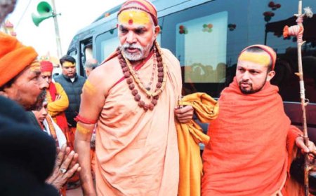 माघ मेला छोड़कर रवाना हुए स्वामी अविमुक्तेश्वरानंद