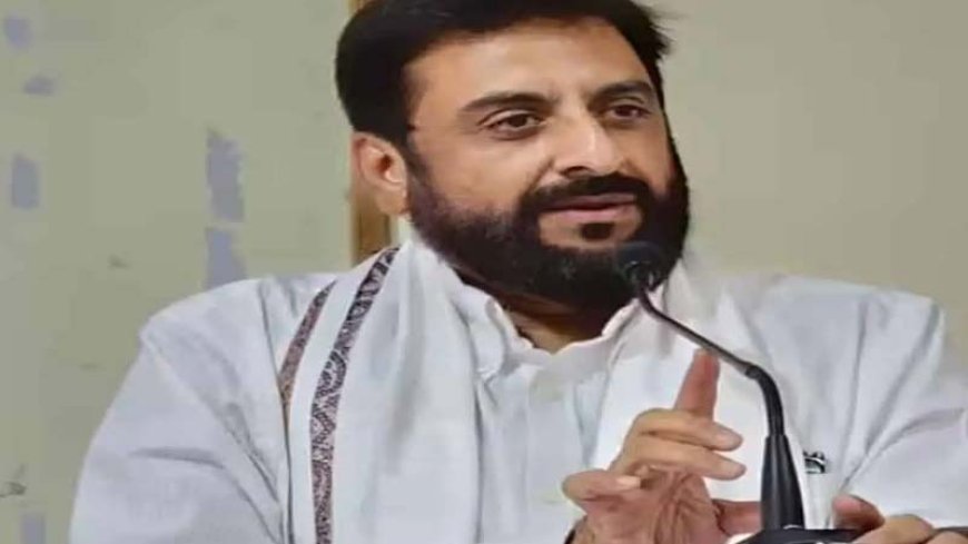 ‘मुस्लिम महिलाओं को गलत नीयत से छुआ तो हाथ काट दूंगा’: एआईएमआईएम नेता इम्तियाज जलील की धमकी, हिजाब विवाद पर यूपी मंत्री के बयान की निंदा