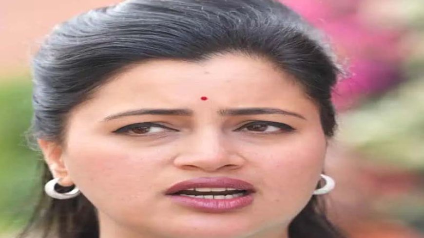 जाति प्रमाणपत्र मामले में भाजपा नेता नवनीत राणा को मुंबई अदालत से राहत, पिता पर आरोप बरकरार