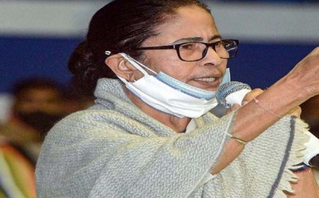 सीईसी ज्ञानेश कुमार के विरुद्ध महाभियोग की मांग: ममता बनर्जी ने कहा, विपक्षी दलों से करेंगे चर्चा