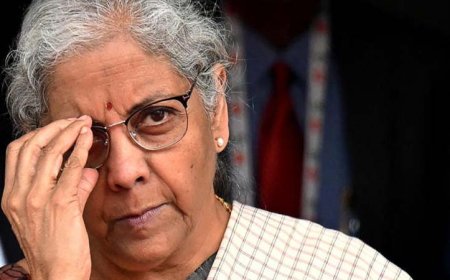 ‘हम जनरल नरवणे का सम्मान करते हैं’: वित्त मंत्री निर्मला सीतारमण ने राहुल गांधी पर साधा निशाना, पूर्व सेना प्रमुख का नाम गलत तरीके से इस्तेमाल करने का आरोप