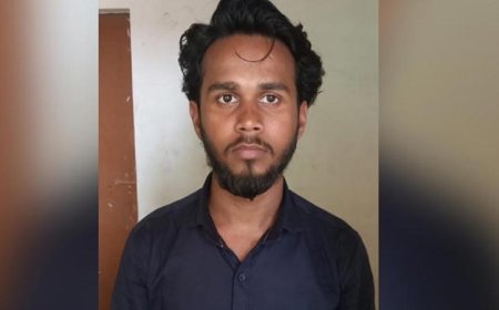 इंडिगो फ्लाइट में यात्री ने दो बार इमरजेंसी एग्जिट खोलने की कोशिश की, लैंडिंग के तुरंत बाद हुआ गिरफ्तार