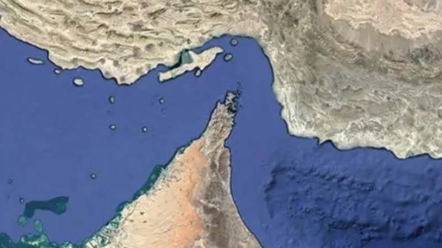 ईरान-अमेरिका युद्ध के बाद पहली बार होर्मुज जलडमरूमध्य पार कर भारत पहुंचा कच्चे तेल का जहाज, मुंबई पोर्ट पर लगा टैंकर