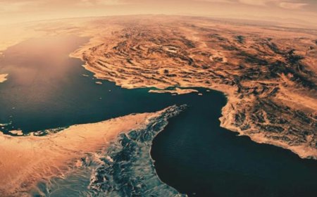 हॉर्मुज जलडमरूमध्य संकट: केवल भारत ने खोए अपने नाविक, ईरान युद्ध वार्ता में उठाई सुरक्षित समुद्री मार्ग की मांग