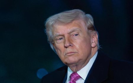 डोनाल्ड ट्रंप का बड़ा बयान: ‘ईरान बेहद कमजोर और बेबस’, नाकेबंदी के बाद तेल बिक्री पर रोक की चेतावनी