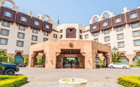 इस्लामाबाद में पाकिस्तान की किरकिरी: US-ईरान वार्ता के बाद होटल का बिल तक नहीं चुका पाया..!