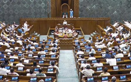 लोकसभा में पारित नहीं हो सका महिला आरक्षण संशोधन विधेयक, 2/3 बहुमत से चूकी सरकार