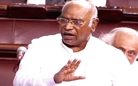 मोदी पर टिप्पणी को लेकर चुनाव आयोग का कांग्रेस अध्यक्ष खड़गे को नोटिस, 24 घंटे में मांगा जवाब