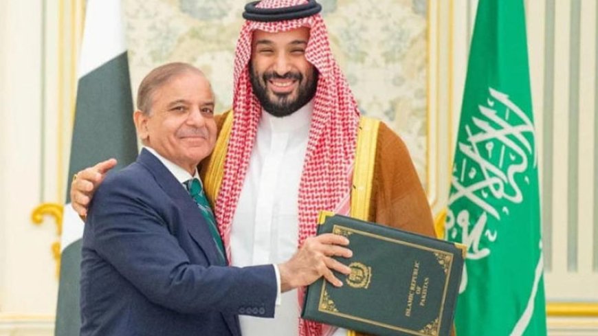 Saudi Arabia बना पाकिस्तान का सहारा, यूएई कर्ज चुकाने के लिए 3 अरब डॉलर की मदद