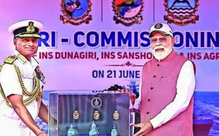 भारत सिर्फ खरीदार नहीं बनेगा, निर्माता और निर्णायक भी बनेगा: पीएम मोदी ने नौसेना को समर्पित किए तीन अत्याधुनिक पोत