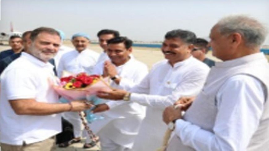 सिर्फ हाथ मिलाया, नजरें नहीं मिलीं! क्या राहुल गांधी ने राजस्थान में दिया कोई बड़ा राजनीतिक संकेत?