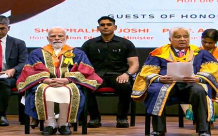 जब पीएम मोदी के भाषण ने दिल्ली आईआईटी में जेन ज़ी (Gen Z) को हंसाया: 'मैं बाबा बागेश्वर नहीं हूं लेकिन...'